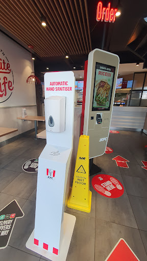 Photo of KFC - Sprowston retail park, Salhouse Rd, Norwich NR7 9AZ